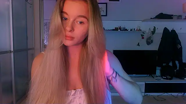 Eva Jaya online show from September 13, 2025, 5:18 am