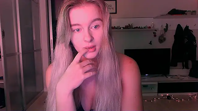 Eva Jaya online show from September 27, 2025, 1:06 pm