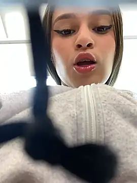 shaina vasquez online show from March 7, 2025, 6:22 pm