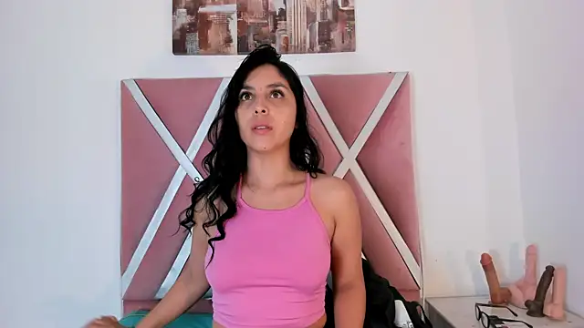  miaquevedo  online show from February 28, 2026, 10:48 am