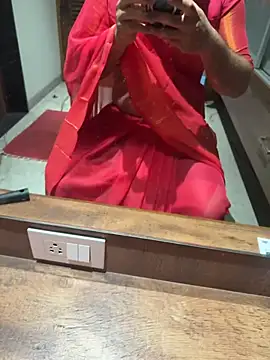 Snapshot of versatile_guy01 chatting on October 24, 2025, 3:38 am versatile guy01 online show from October 24, 2025, 3:38 am