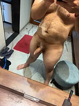 versatile guy01 online show from July 11, 2026, 4:13 am