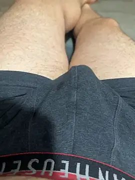 Snapshot of versatile_guy01 chatting on May 31, 2026, 5:51 pm versatile guy01 online show from May 31, 2026, 5:51 pm
