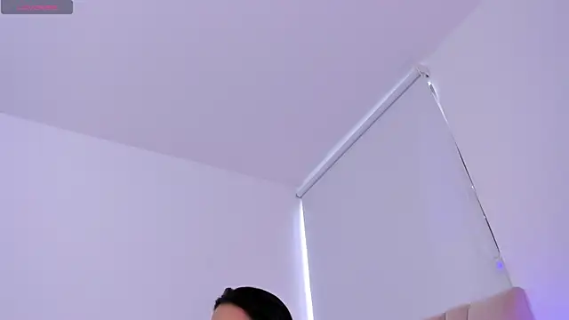 ZarianaEvanz online show from May 5, 2026, 8:56 pm