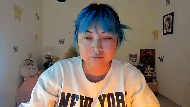 Shaddycute  online show from September 27, 2025, 5:13 am