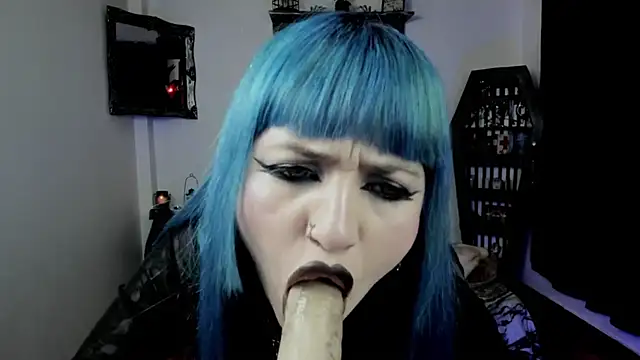 Snapshot of DimmuandDarkness chatting on February 12, 2026, 9:31 am DimmuandDarkness online show from February 12, 2026, 9:31 am