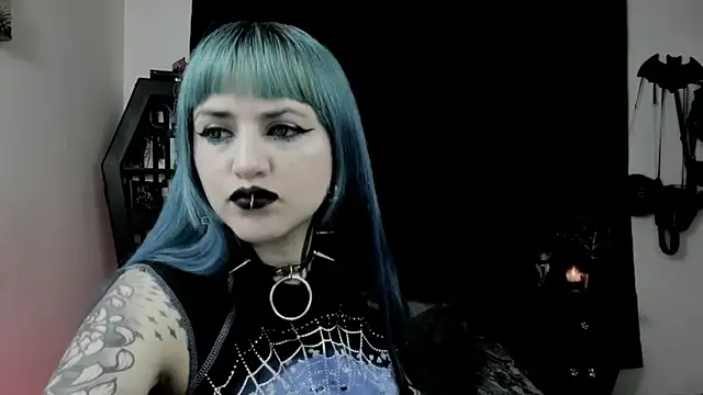 Snapshot of DimmuandDarkness chatting on March 12, 2026, 4:11 pm DimmuandDarkness online show from March 12, 2026, 4:11 pm