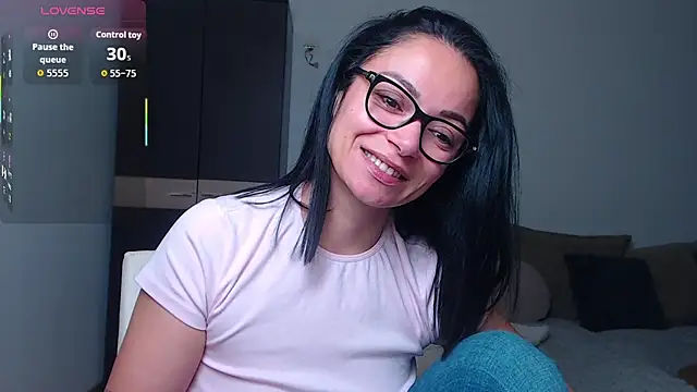 BabySerene online show from June 14, 2026, 3:52 am