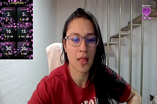 Jessie Desire online show from October 11, 2025, 4:02 am