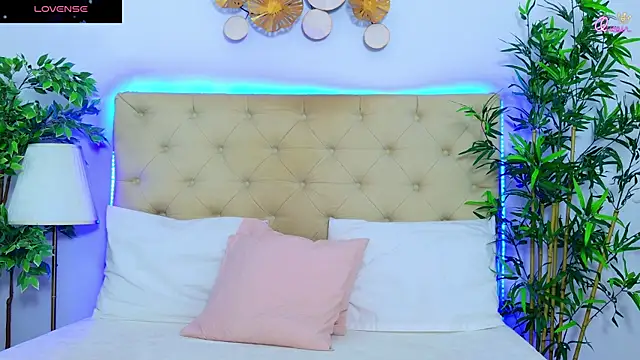 DaliyaArabian online show from May 1, 2026, 12:21 pm