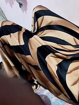 FeltedEuropium online show from September 19, 2025, 7:45 am