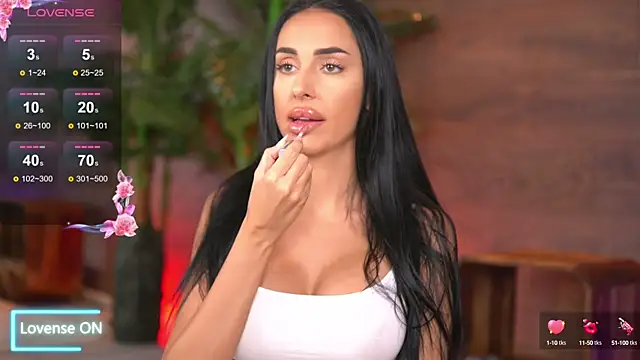 KairaAndrews online show from September 12, 2025, 6:51 pm