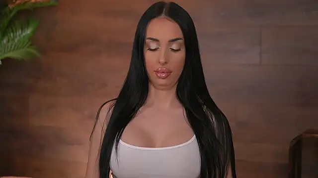 KairaAndrews online show from March 6, 2026, 7:31 pm