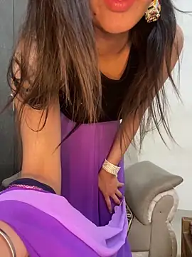 Ms stella online show from January 4, 2025, 5:05 am