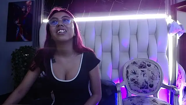 Ava jones1 online show from February 4, 2026, 11:00 pm