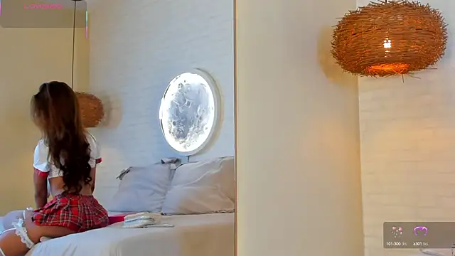 Elise Diamond online show from October 7, 2025, 1:39 am