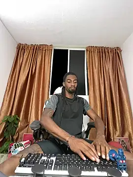 Malkon Big online show from June 18, 2026, 11:54 pm