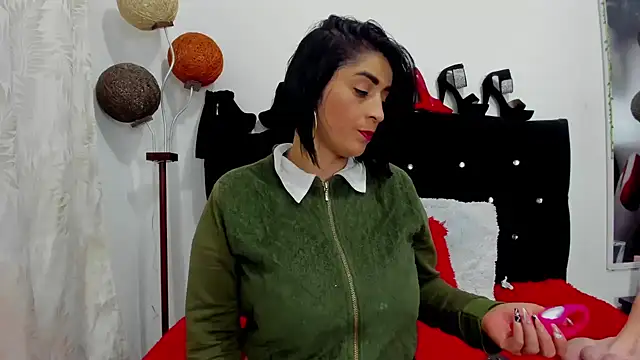 Snapshot of karenlennox1 chatting on September 28, 2025, 12:39 am karenlennox1 online show from September 28, 2025, 12:39 am