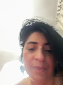 Snapshot of karenlennox1 chatting on October 2, 2025, 10:13 pm karenlennox1 online show from October 2, 2025, 10:13 pm