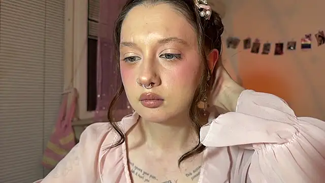 Snapshot of Jenny_darling_love chatting on July 28, 2026, 7:39 pm Jenny darling love online show from July 28, 2026, 7:39 pm