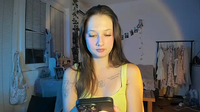 Jenny darling love online show from November 3, 2025, 7:17 pm