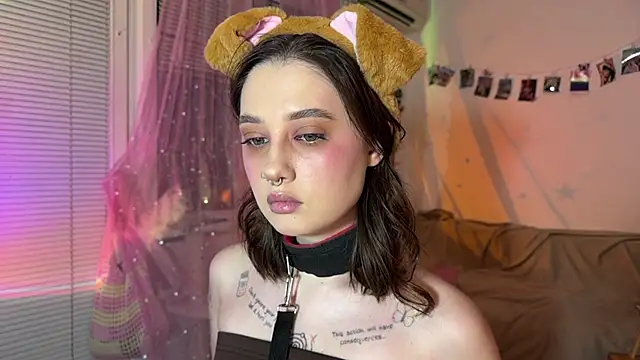 Snapshot of Jenny_darling_love chatting on July 21, 2026, 7:04 pm Jenny darling love online show from July 21, 2026, 7:04 pm