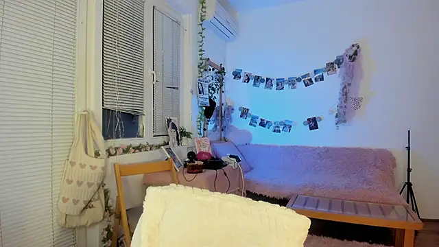 Jenny darling love online show from January 13, 2025, 6:59 pm