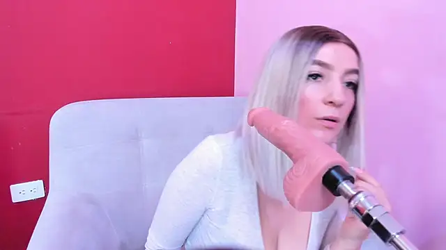 Kate bunny  online show from October 8, 2025, 12:50 pm