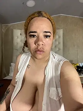 La Crespa x online show from January 17, 2026, 1:58 pm