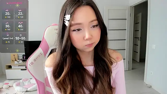 Snapshot of Fluffy_Rose chatting on March 28, 2026, 3:51 am Fluffy Rose online show from March 28, 2026, 3:51 am