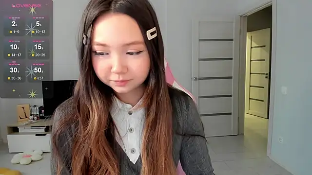 Snapshot of Fluffy_Rose chatting on March 20, 2026, 3:40 am Fluffy Rose online show from March 20, 2026, 3:40 am