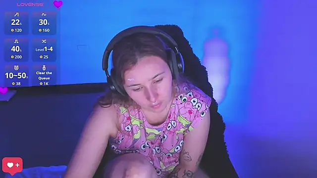 Snapshot of bonnie_moon_ chatting on March 19, 2026, 10:43 pm bonnie moon online show from March 19, 2026, 10:43 pm