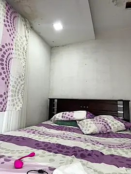 daniistar online show from February 5, 2026, 8:59 pm