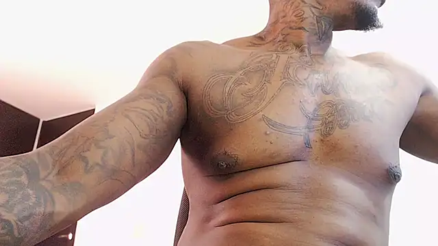 jhon tomson1 online show from September 22, 2025, 4:46 pm