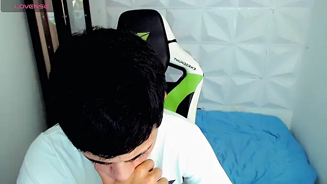 bby santi online show from December 11, 2024, 4:09 pm