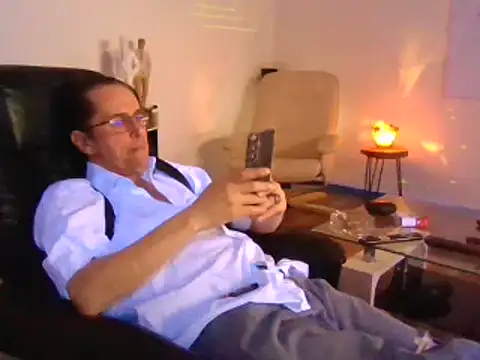 Minm666 online show from March 3, 2025, 10:31 pm