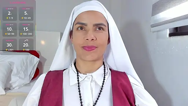 Snapshot of ClaraMariaMon chatting on February 6, 2026, 7:21 pm ClaraMariaMon online show from February 6, 2026, 7:21 pm