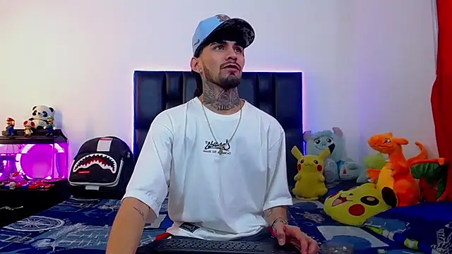 Brutal Sex Fucking online show from July 1, 2026, 9:15 pm