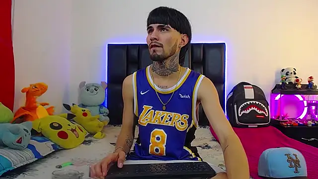 Brutal Sex Fucking online show from June 27, 2026, 10:05 pm