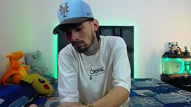 Brutal Sex Fucking online show from June 23, 2026, 9:57 pm