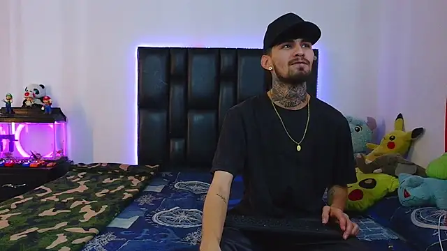 Brutal Sex Fucking online show from May 22, 2026, 10:19 pm