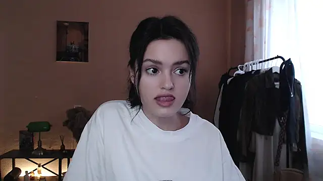 CuteRuby99 online show from October 25, 2025, 10:14 am