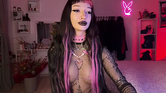 Snapshot of Marcellean chatting on March 8, 2026, 12:27 am Marcellean online show from March 8, 2026, 12:27 am