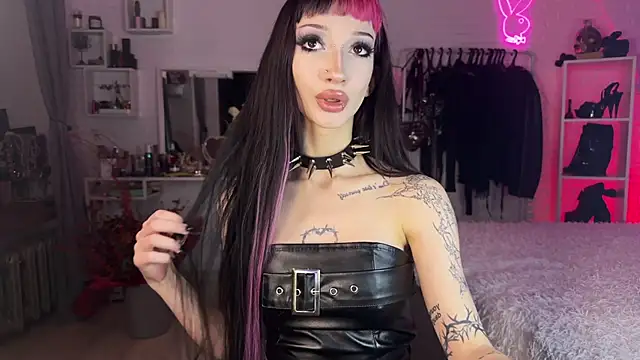 Snapshot of Marcellean chatting on March 10, 2026, 1:53 am Marcellean online show from March 10, 2026, 1:53 am