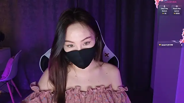 Snapshot of malady_ chatting on January 5, 2025, 6:35 pm malady online show from January 5, 2025, 6:35 pm