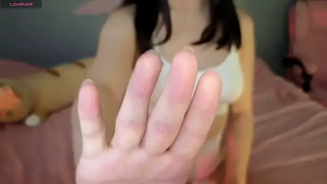 Snapshot of malady_ chatting on January 12, 2026, 4:47 pm malady online show from January 12, 2026, 4:47 pm