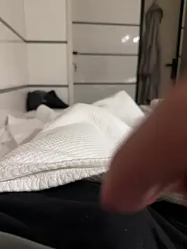 young1fucker online show from December 16, 2024, 8:48 pm