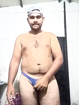 Snapshot of travieso2893 chatting on March 19, 2026, 2:33 am travieso2893 online show from March 19, 2026, 2:33 am