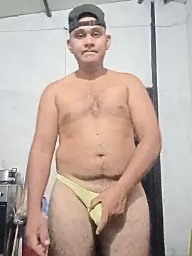 Snapshot of travieso2893 chatting on February 28, 2026, 3:17 am travieso2893 online show from February 28, 2026, 3:17 am