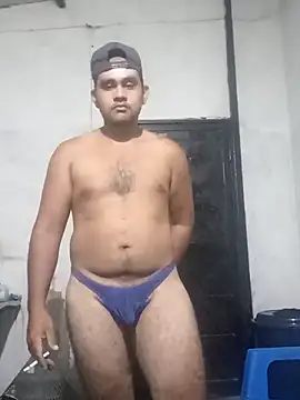 travieso2893 online show from May 7, 2026, 2:49 am